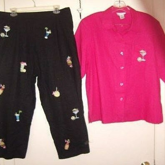 Beautiful 2-pc set 1 Shirt/top, 1 Capri pants